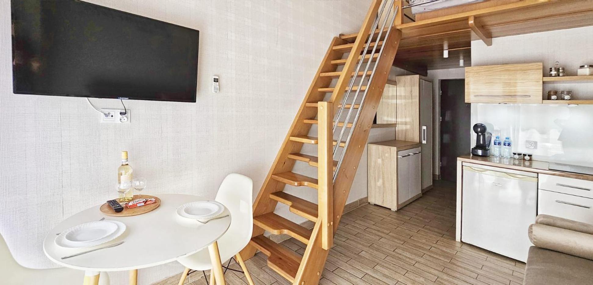 Holiday Home Slavia New S8 Miedzyzdroje Z Antresola I Balkonem Przy Plazy Exterior photo